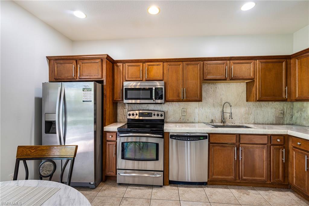 3215 Antica ST photo 9