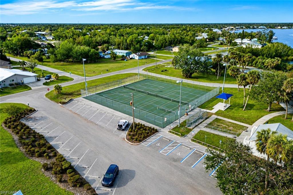 Harbour Heights Park - Shuffleboard Courts, Basketball Courts