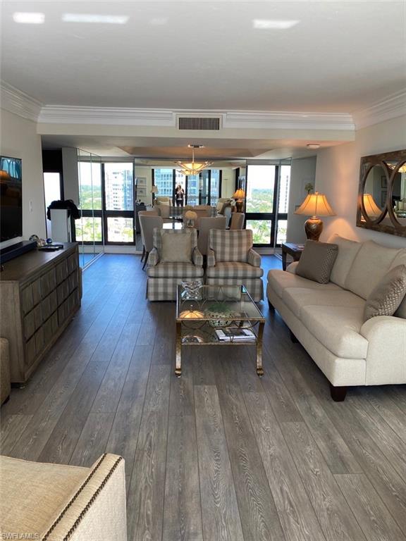 4551 Gulf Shore BLVD N 1606 photo 6