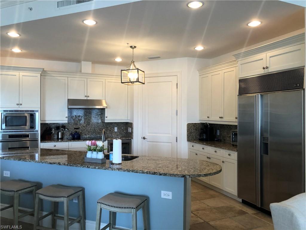 1400 Gulf Shore BLVD N 310 photo 7