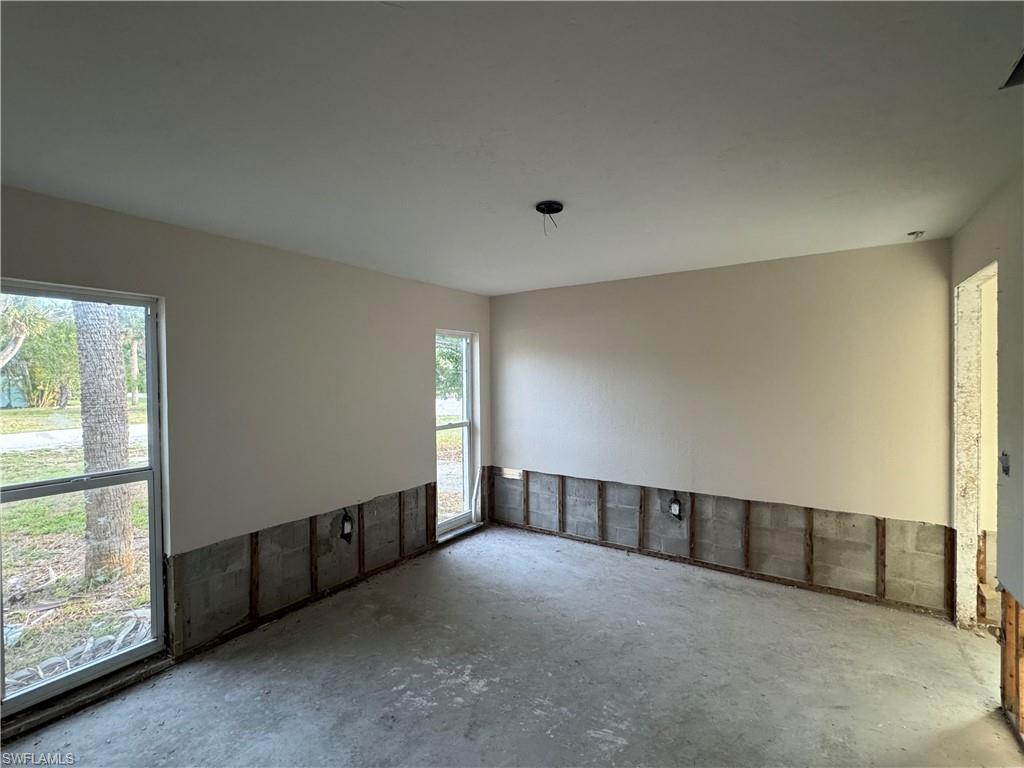 1683 Atlanta Plaza DR photo 11