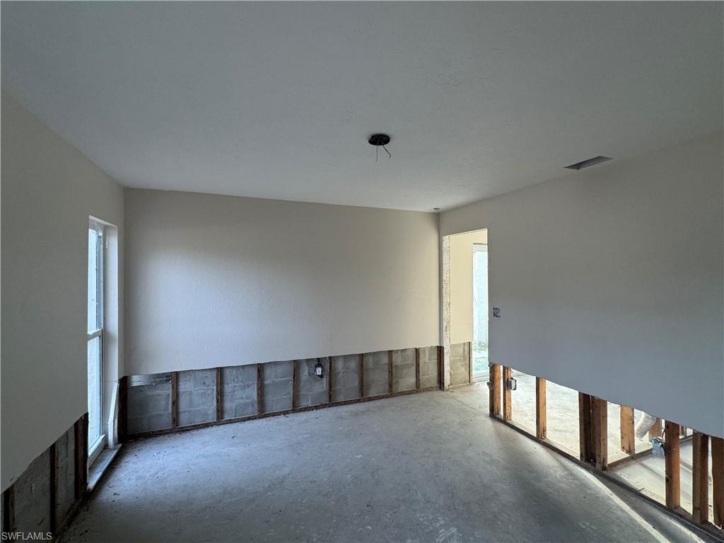 1683 Atlanta Plaza DR photo 13