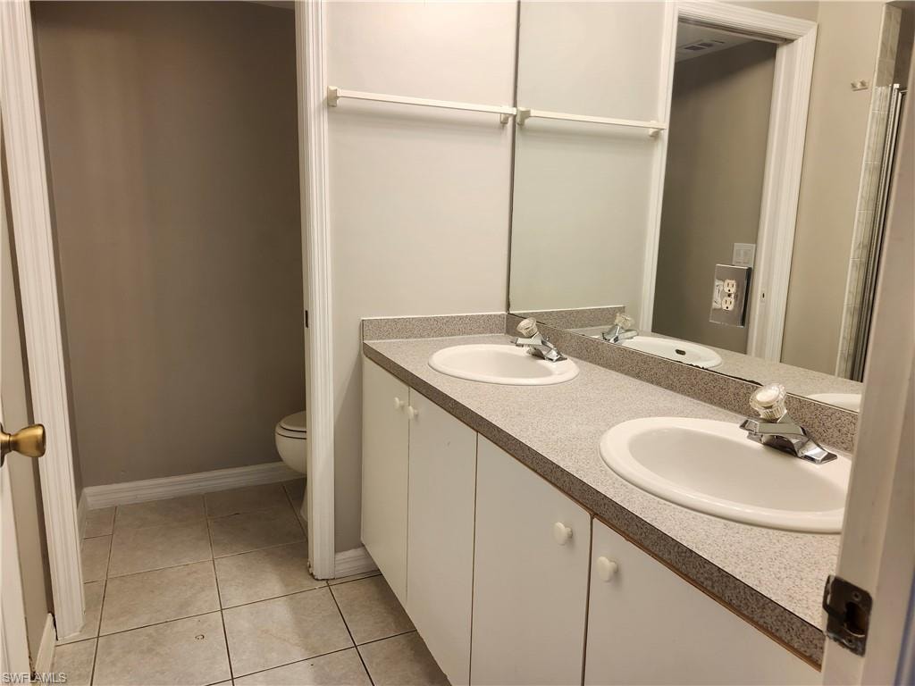 621 SW 47th TER 103 photo 11