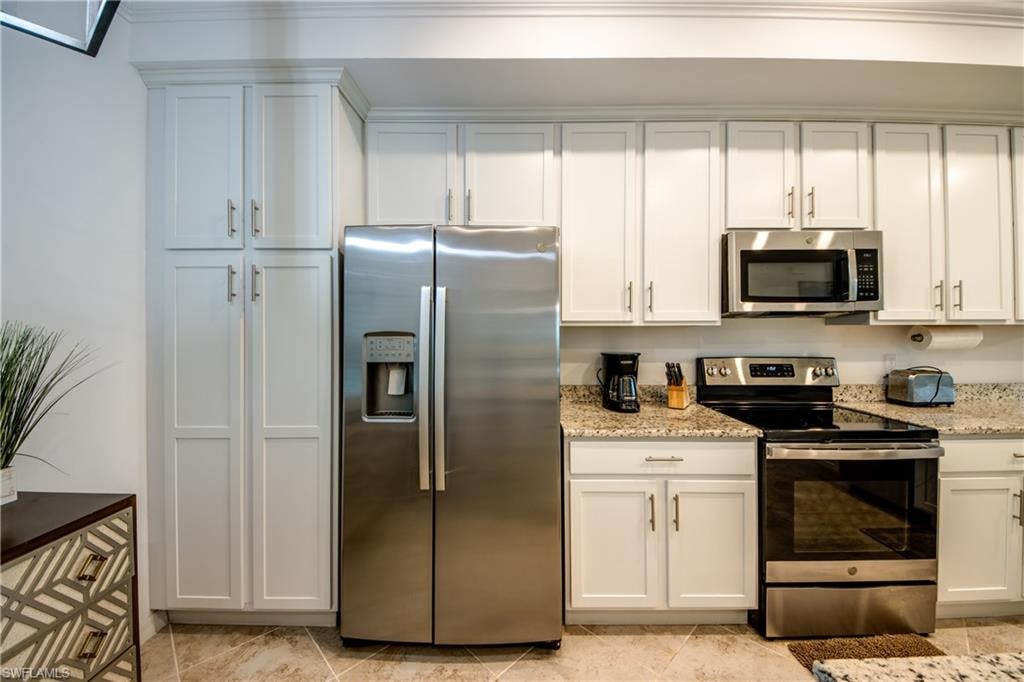 43020 Greenway BLVD 314 photo 17
