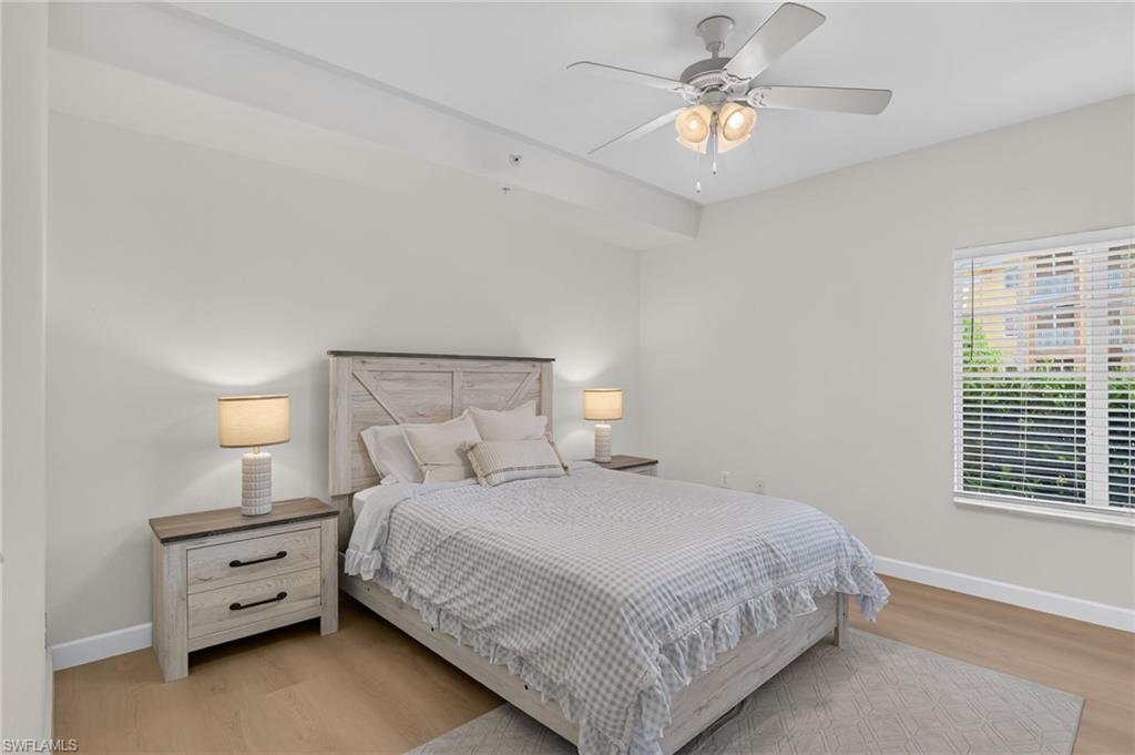 queen bed