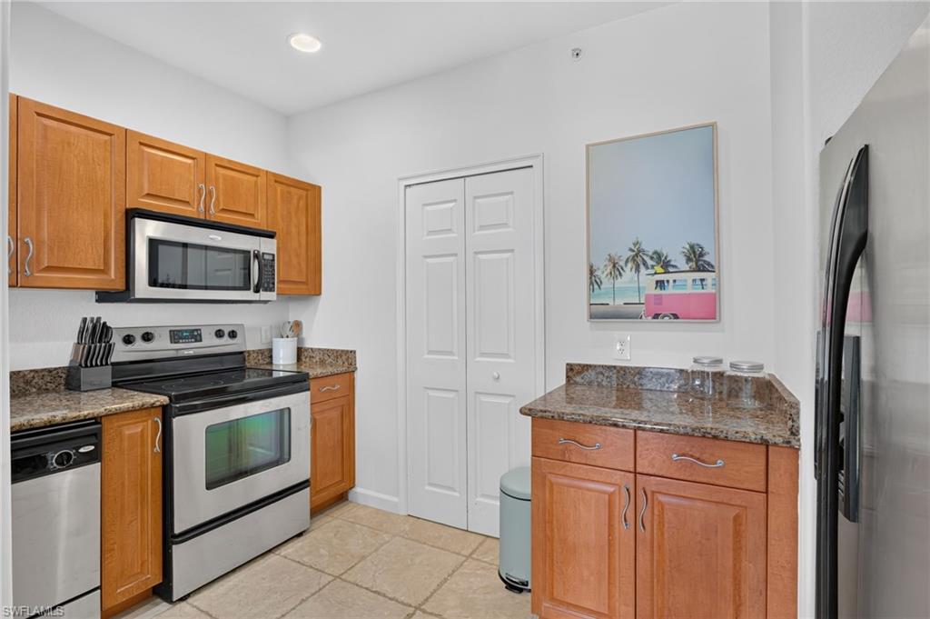 13110 Bella Casa CIR 102 photo 14