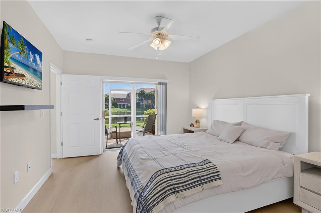 King size bed