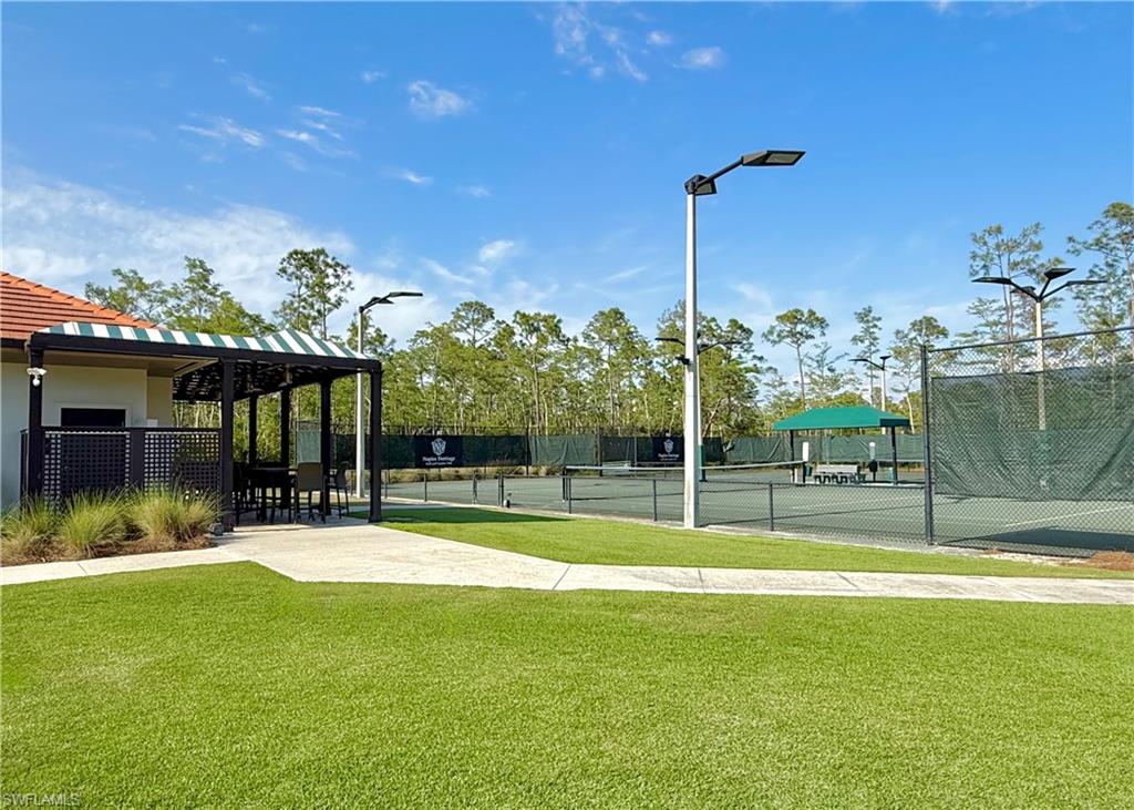 Tennis complex