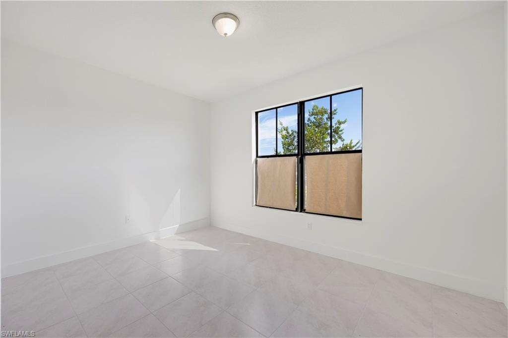 5574 Cassidy LN photo 6