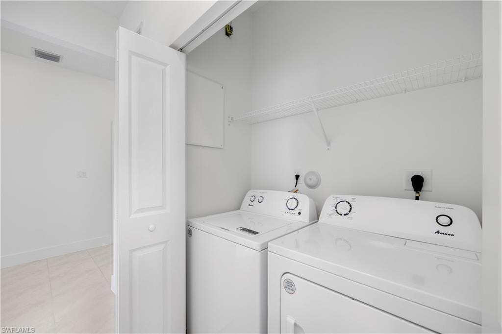 5574 Cassidy LN photo 11