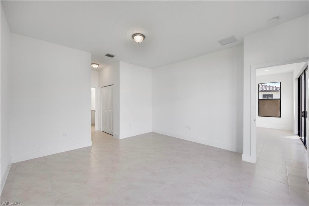 5574 Cassidy LN photo 8