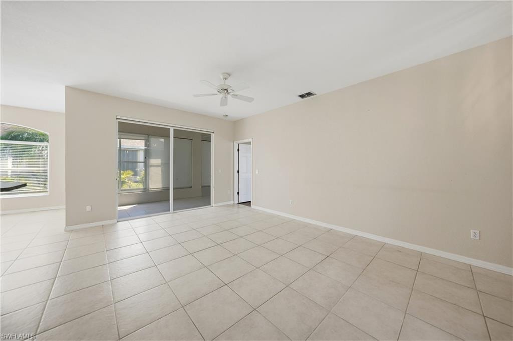 24191 Buckingham WAY photo 12