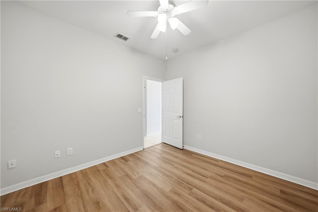 24191 Buckingham WAY photo 18