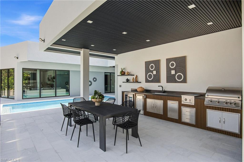 298 Castaways ST photo 39