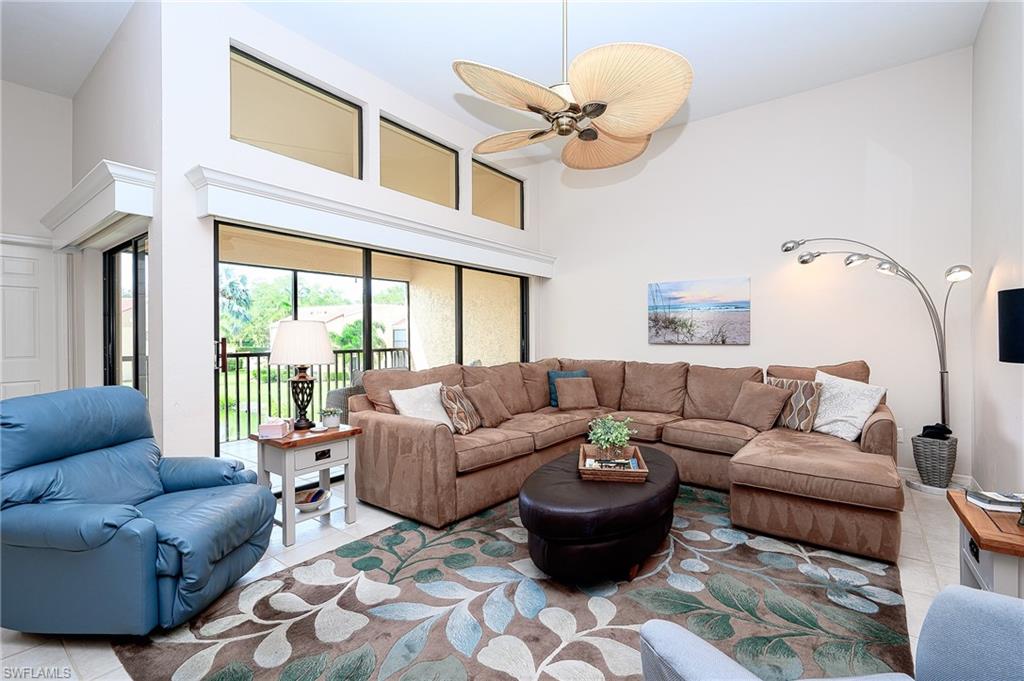 559 Beachwalk CIR U-203 photo 9