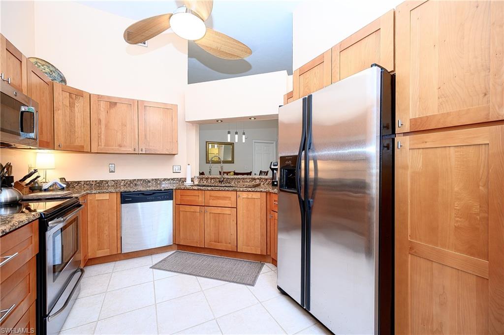 559 Beachwalk CIR U-203 photo 14