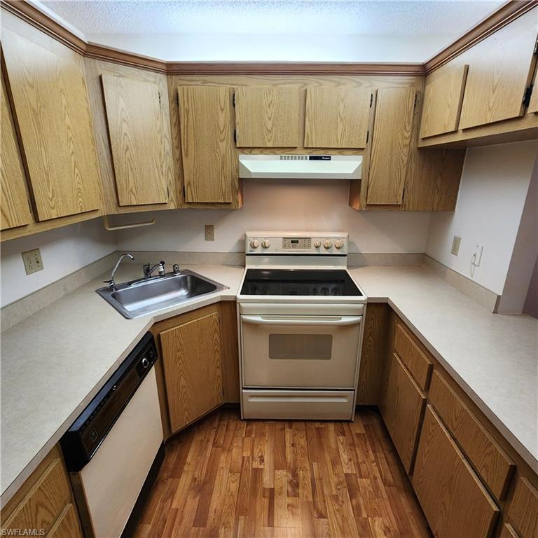 4681 Lakeside Club BLVD 11-C2 photo 9