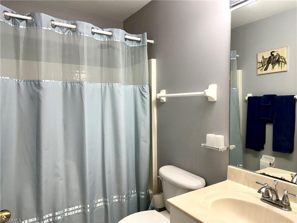 second floor full Bathroom 2