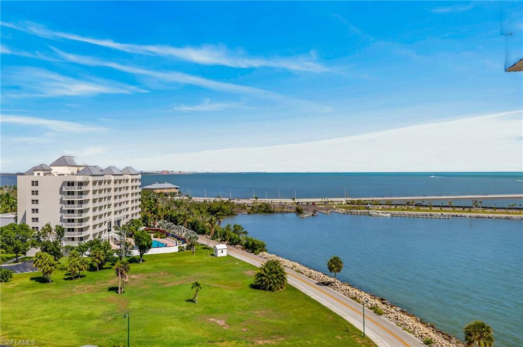 15011 Punta Rassa RD 905 photo 36