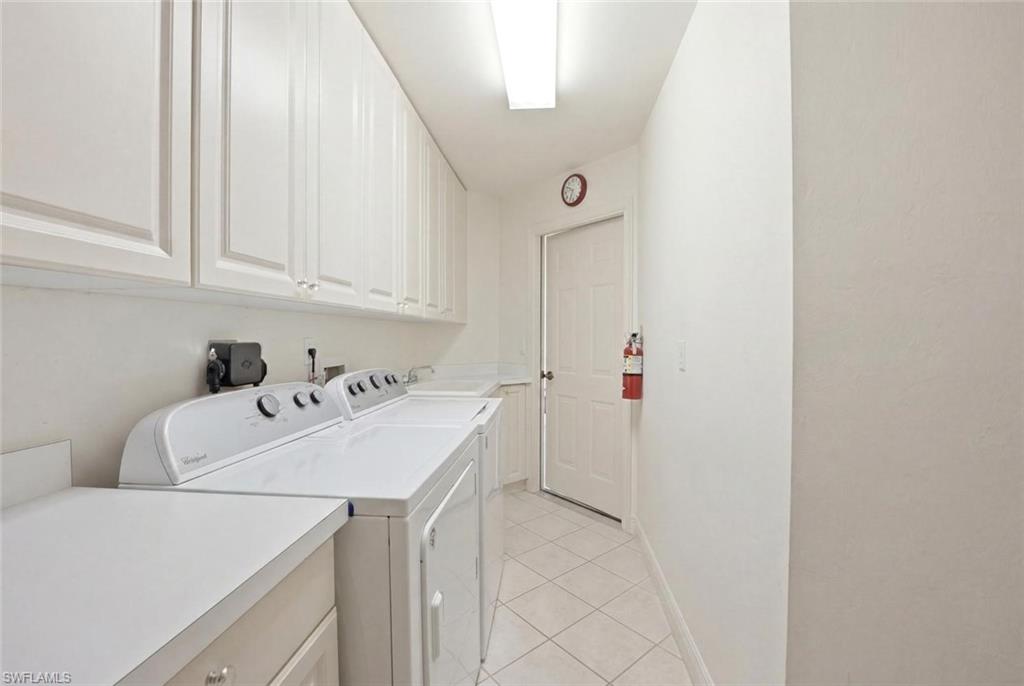 5120 Hyde Park CT 103 photo 24