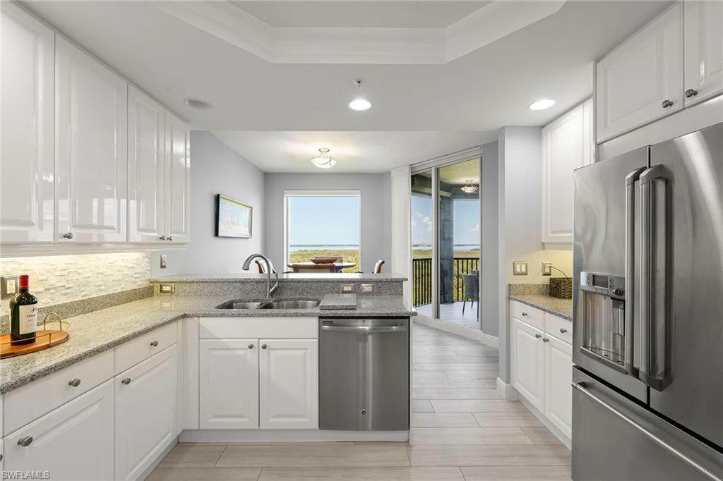 23650 Via Veneto BLVD W 802 photo 14