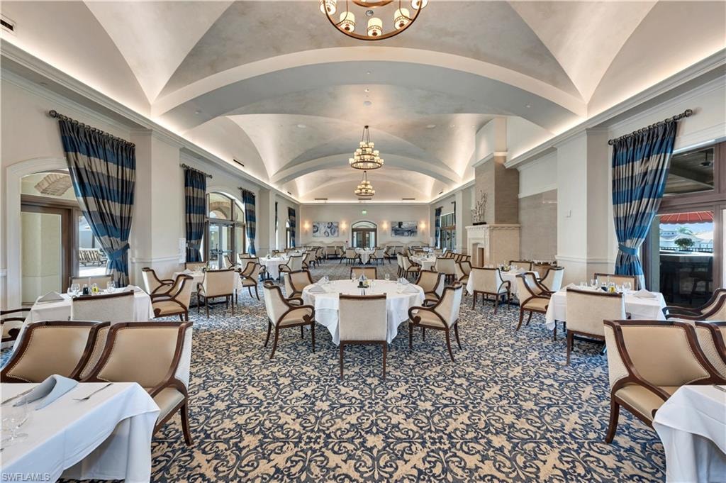 Community Dining