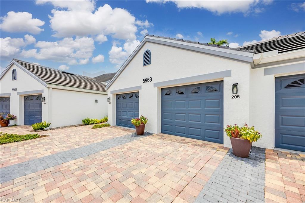 5963 Sand Wedge LN 205