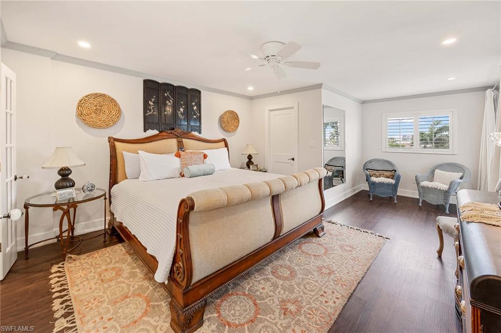 555 Park Shore DR B408 photo 17