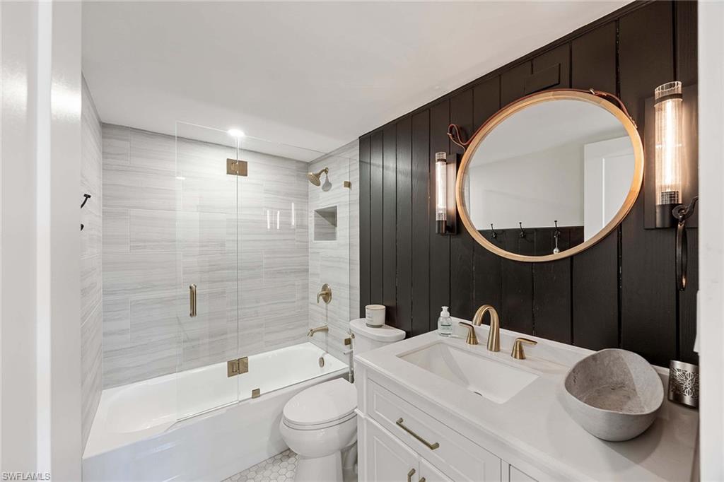 555 Park Shore DR B408 photo 22