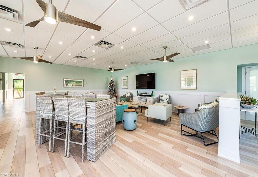 555 Park Shore DR B408 photo 28
