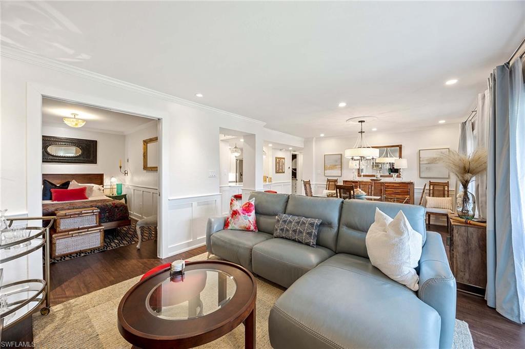 555 Park Shore DR B408 photo 9