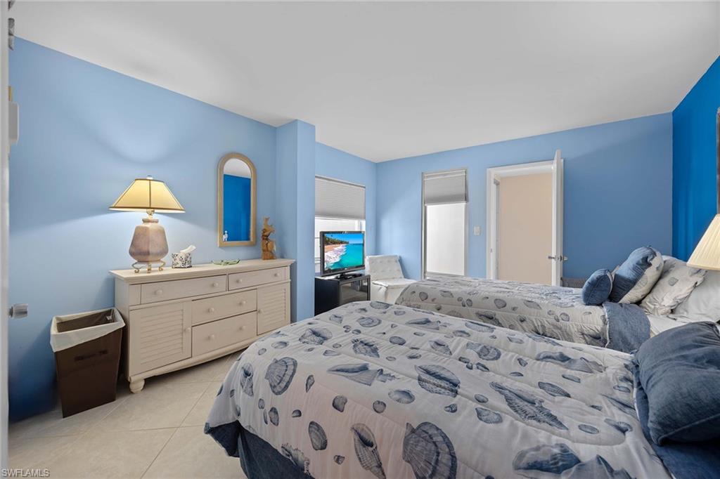 3443 Gulf Shore BLVD N 707 photo 22