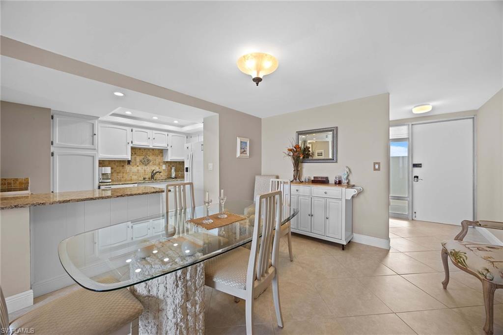 3443 Gulf Shore BLVD N 707 photo 19