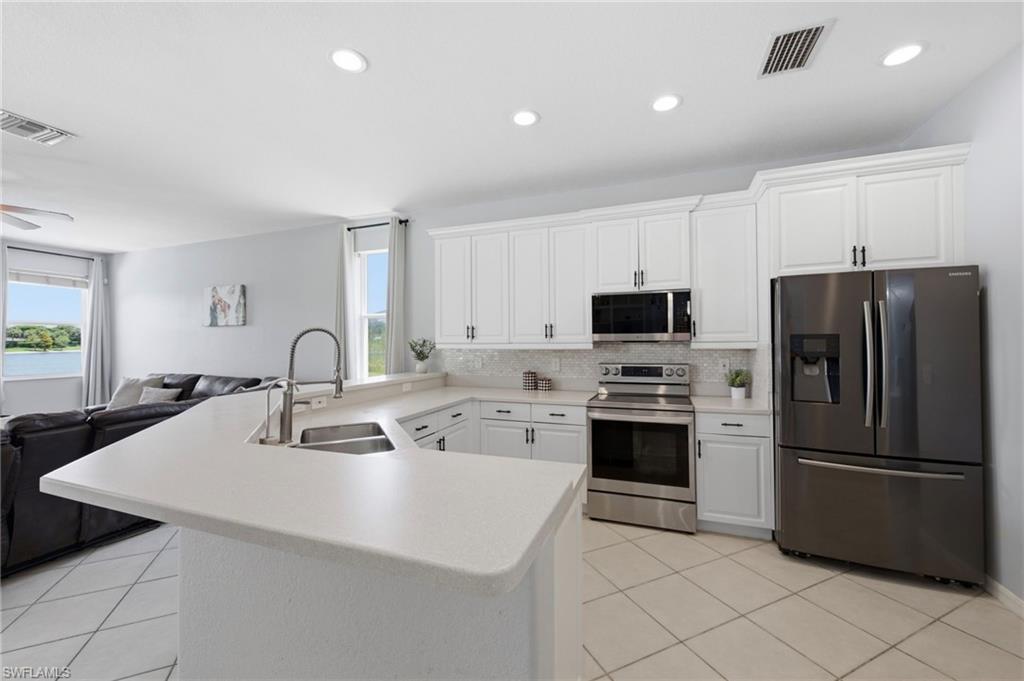 12445 Muddy Creek LN photo 17