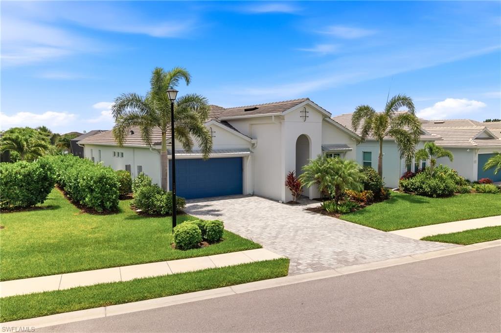 8980 Mustique LN
