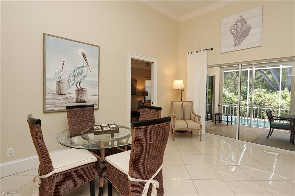 Alternate Extra Dining Room Sitting Area View