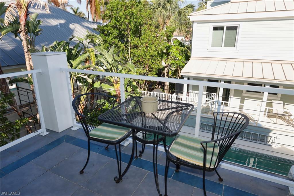 Master Bedroom Balcony