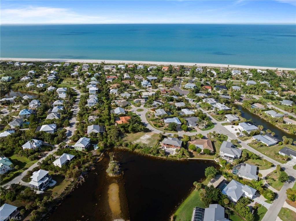 Coastal community with direct beach frontage and Gulf of Mexico access