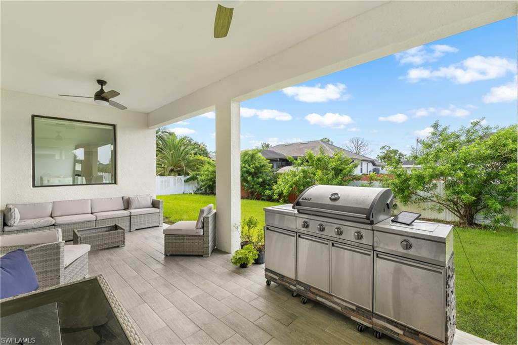2506 SW Embers TER photo 6