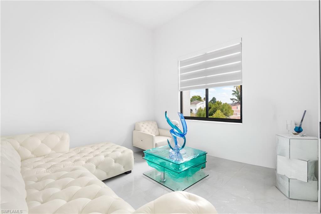 2506 SW Embers TER photo 16