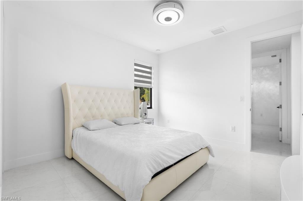2506 SW Embers TER photo 28