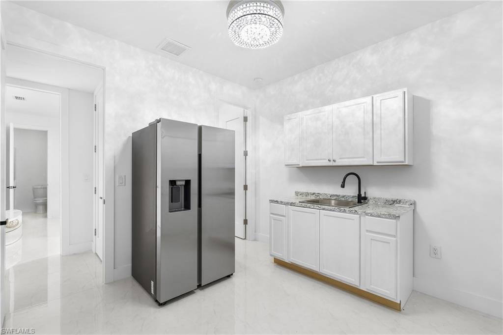 2506 SW Embers TER photo 31