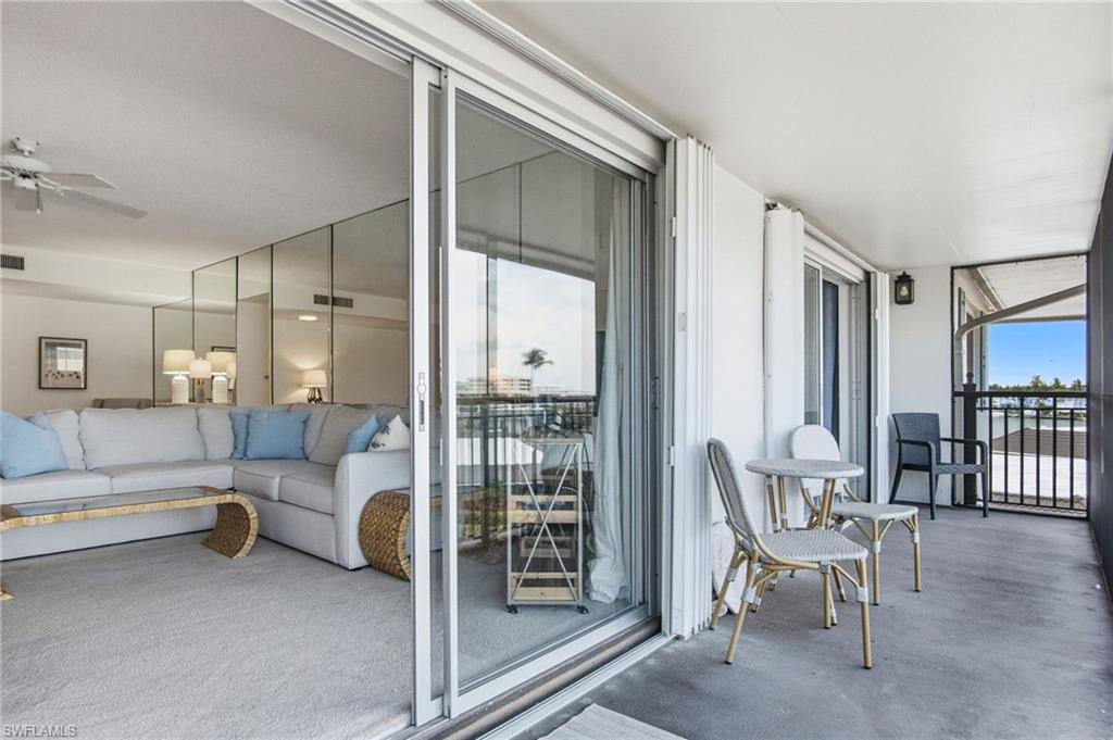 Step onto your screened lanai to enjoy refreshing coastal breezes while sipping your morning coffee.