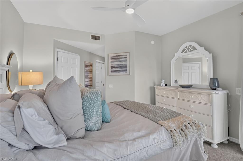 Queen size bed