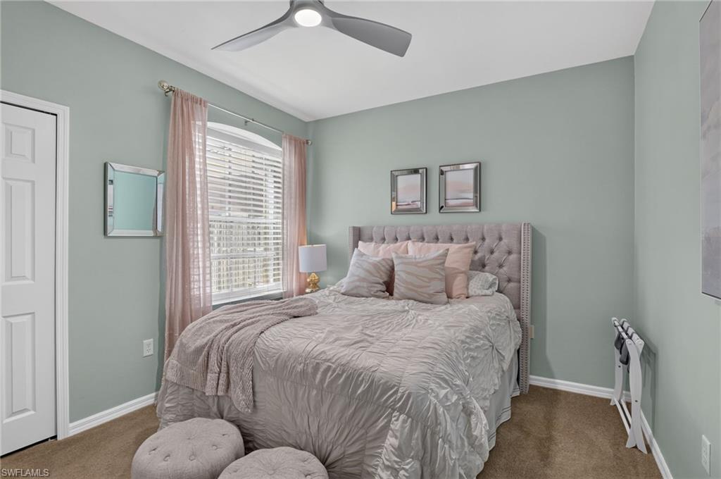queen size bed