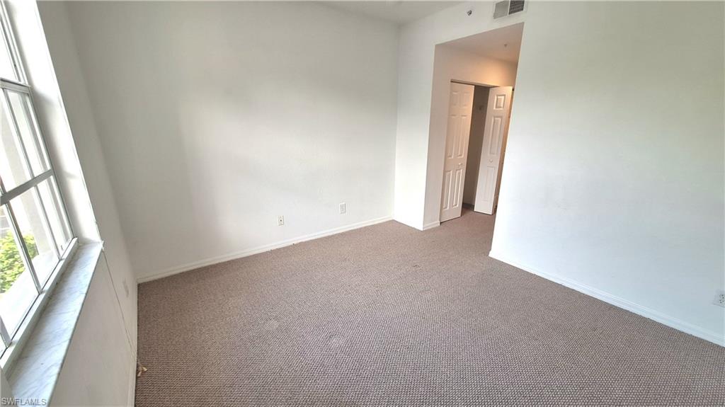 4645 Saint Croix LN 1324 photo 6