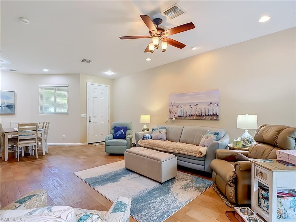 2401 Caslotti WAY photo 6