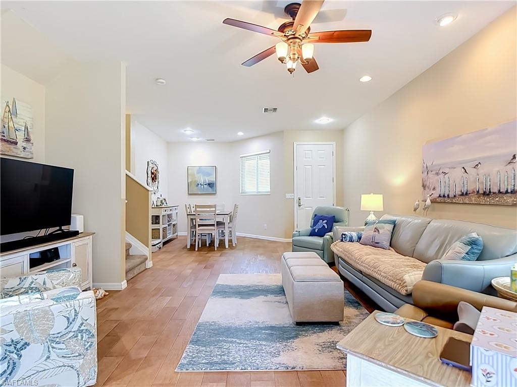 2401 Caslotti WAY photo 7