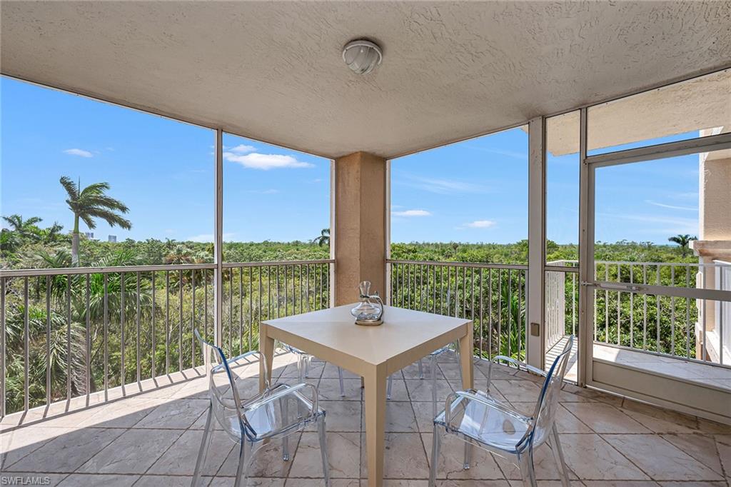 6597 Nicholas BLVD 401 photo 17