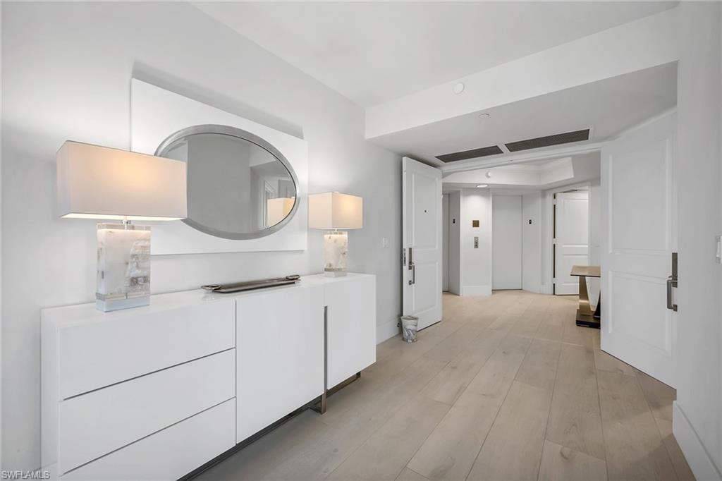 6597 Nicholas BLVD 401 photo 16